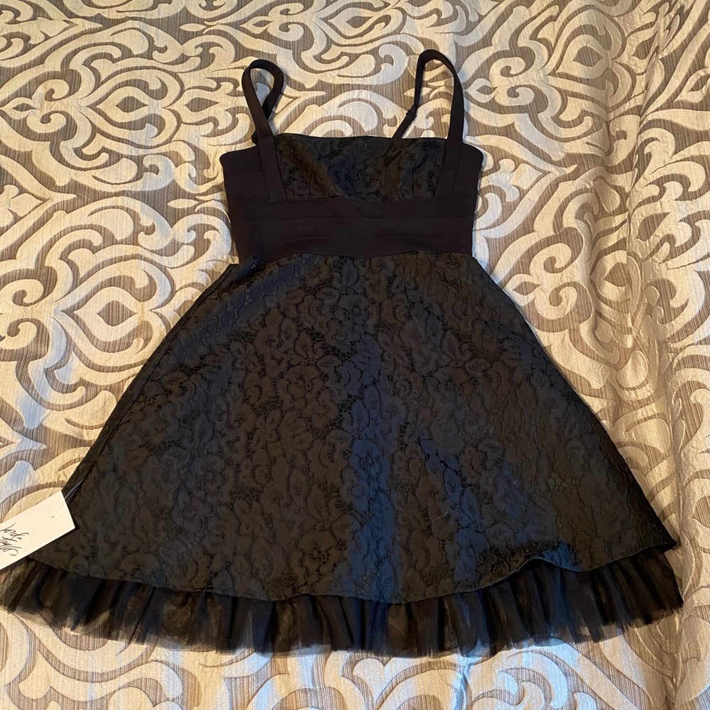 BCBG MAXAZRIA Kaya black dress